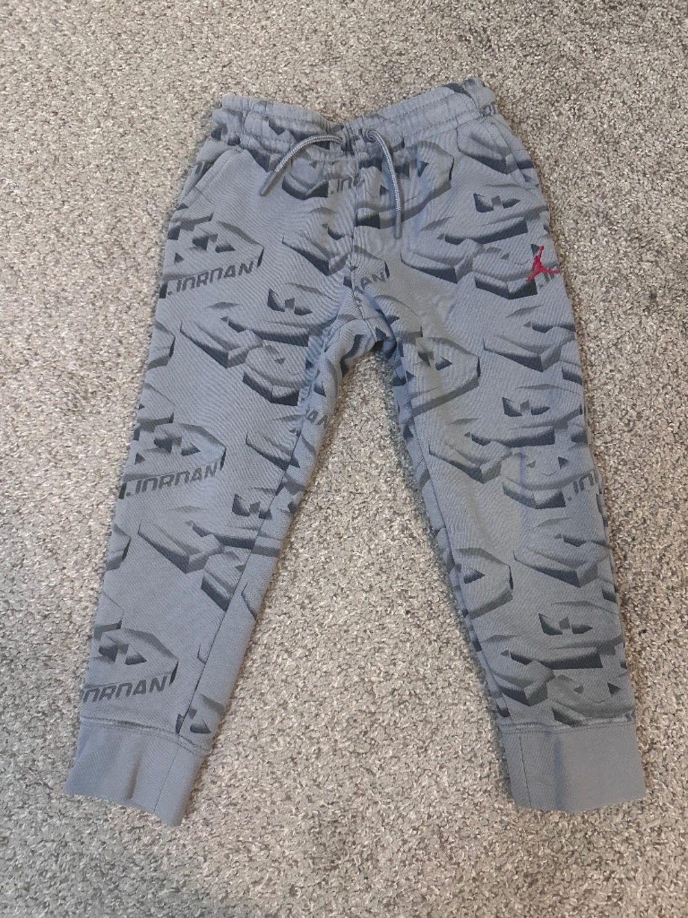 Boys Size 5/6 Gray Jordan Sweatpants